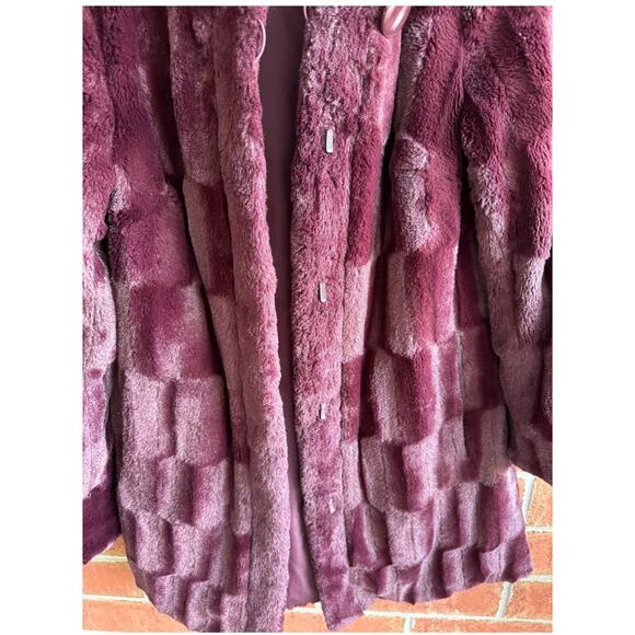 Dennis Basso Reversible H20 resistant-Faux Fur winter Coat Burgundy Womens XS-S - Picture 5 of 9